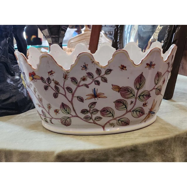 Ceramic Chinese Export Style Monteith For Sale - Image 7 of 12