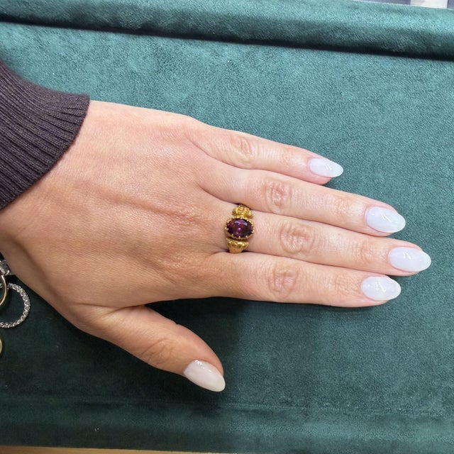 Vintage Oval Rodolite Garnet Victorian Revival in 18k Yellow Gold Solitaire Ring, Size 10.5 For Sale - Image 15 of 17