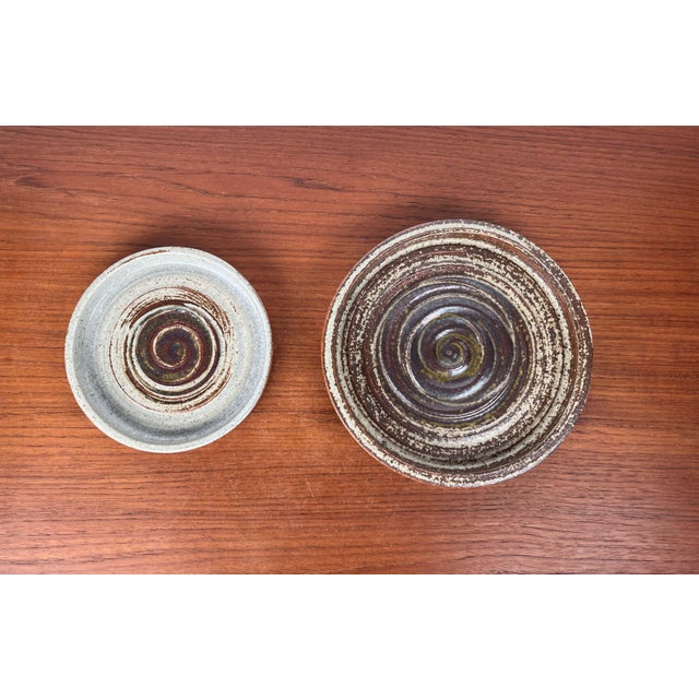 Mid-Century Modern Danish Studio Pottery Bowls by Tue Poulsen for Tue Keramik, 1960s, Set of 2 For Sale - Image 6 of 18
