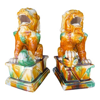 Vintage Multicolor Fengshui Foo Dogs- a Pair For Sale