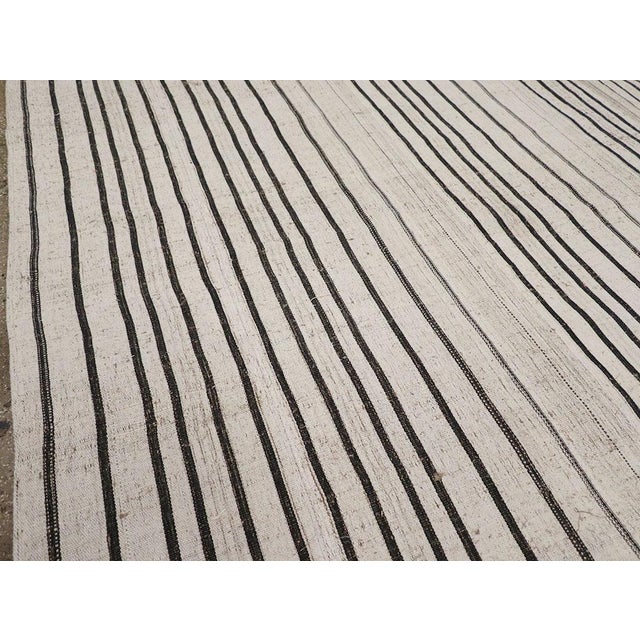 Modern Galerie Shabab Collection Mid-20th Century Turkish Flatweave Large Room Size Rug For Sale - Image 3 of 8