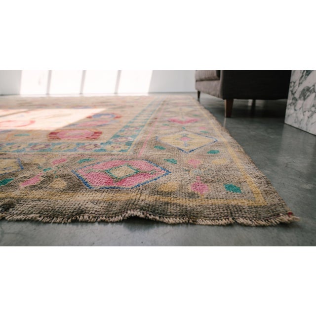 1930s Beige Geometric Tribal Antique Indian Cotton Agra Rug 6'2" X 8' Handknotted Wool Carpet For Sale - Image 9 of 9