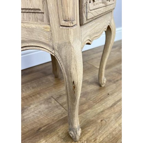 Vintage Bedside Tables in Oak, Set of 2 For Sale - Image 12 of 13