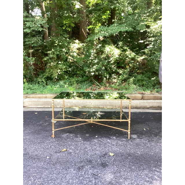 Vintage Hollywood Regency Antiqued Brass Finish & Mirrored Two Tier Coffee Table For Sale In Atlanta - Image 6 of 6