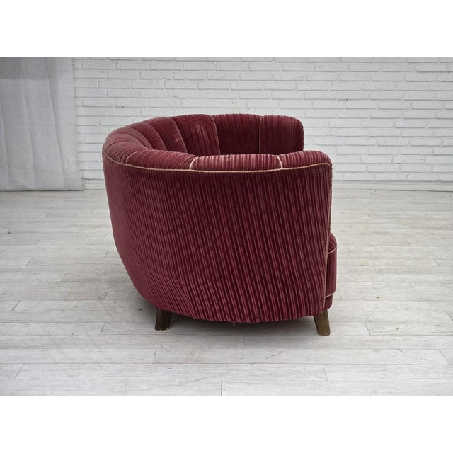 Red Danish 2-Seater Banana Sofa in Red Velour and Oak, 1970s For Sale - Image 8 of 18