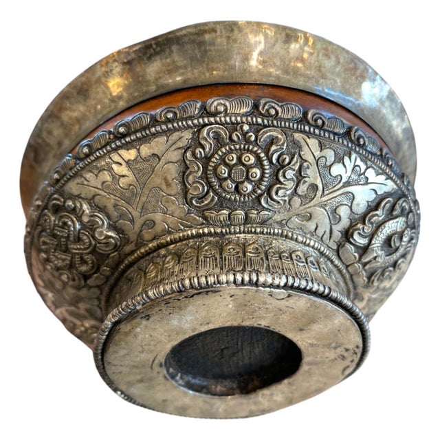 Antique Tibetan Silver & Wood Jha Pho Tsampa Bowl – Buddhist Auspicious Decor For Sale - Image 12 of 15