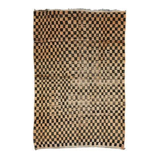 1960s Checkered Moroccan Rug - 7.4 X 5.6 Ft For Sale