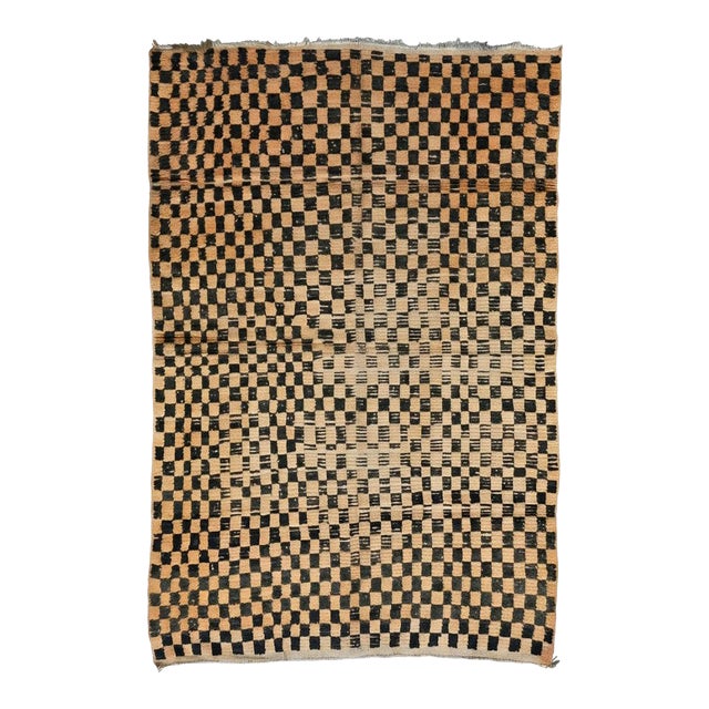 1960s Checkered Moroccan Rug - 7.4 X 5.6 Ft For Sale