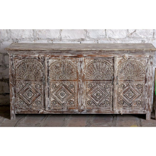 Mid-Century Modern Antique Whitewashed Floral Carved Sideboard With Brass Studs – Vintage Buffet Credenza 72x35 For Sale - Image 3 of 7