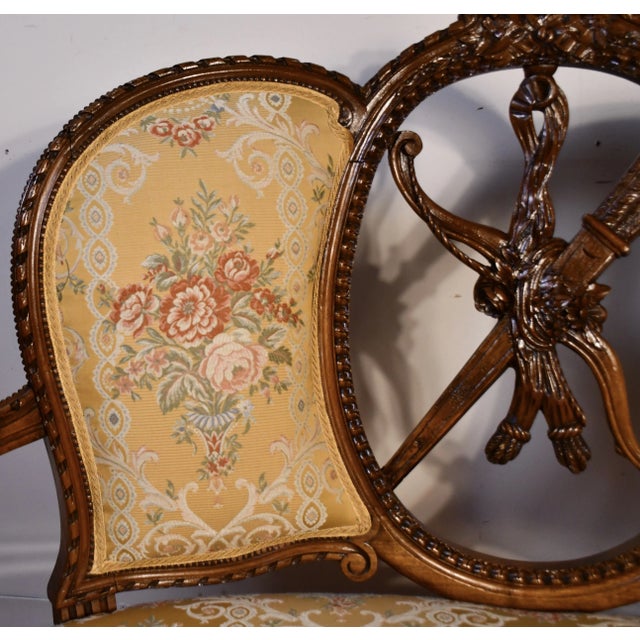 French 1910 Antique French Louis XV Carved Walnut Loveseat Spring-Seat & New Upholstery For Sale - Image 3 of 11