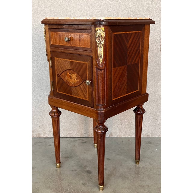 19th Century French Louis XVI Guillaume Grohé Style Bedside Cabinet For Sale - Image 6 of 13
