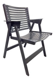 Example of Plywood Outdoor Seating