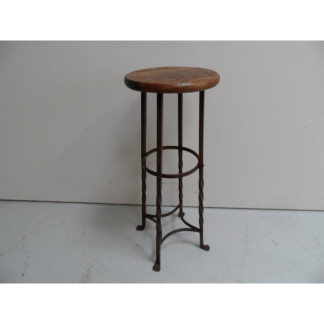 Industrial Round Metal Side Table, 1960s, in Very Good conditions. Designed 1960 to 1969