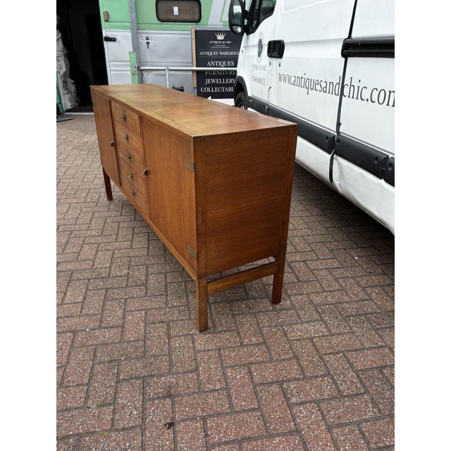 Mid-Century Modern Sideboard by Ole Gjerlov Knudsen & Torben Lind For Sale - Image 5 of 10