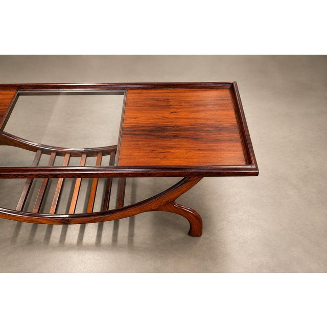 Brazilian Modern Rosewood Coffee Table by Liceu de Artes e Ofícios, Brazil, 1960s — Lot 962 For Sale - Image 13 of 18