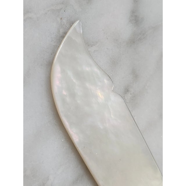 Vintage Hand Carved Mother-Of-Pearl Caviar Spreader Knife For Sale In New York - Image 6 of 7