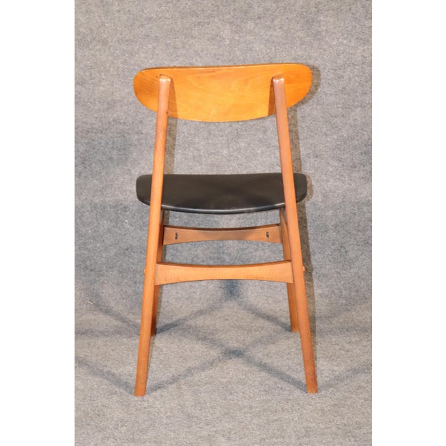Mid 20th Century Dining Chairs - 4 Pieces For Sale In Philadelphia - Image 6 of 10