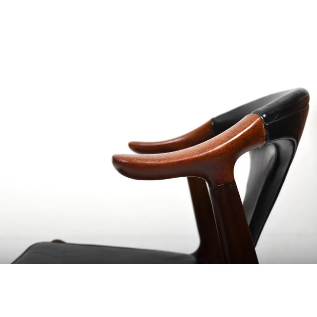 Danish Teak & Leather Cow Horn Chair by H.P. Hansen For Sale - Image 4 of 10