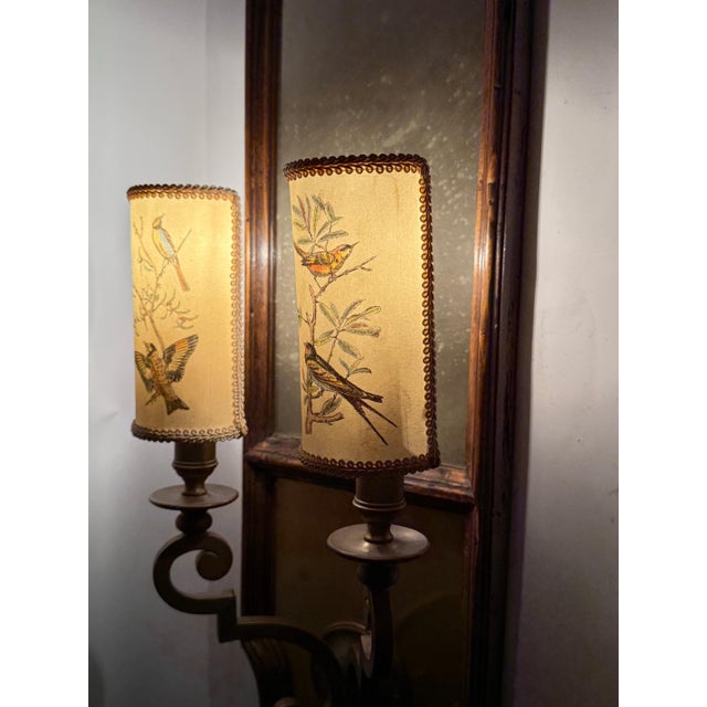 Hollywood Regency Italian Wall Lamp with Mirror Glass and Bird Lampshades, 1960 For Sale - Image 3 of 18