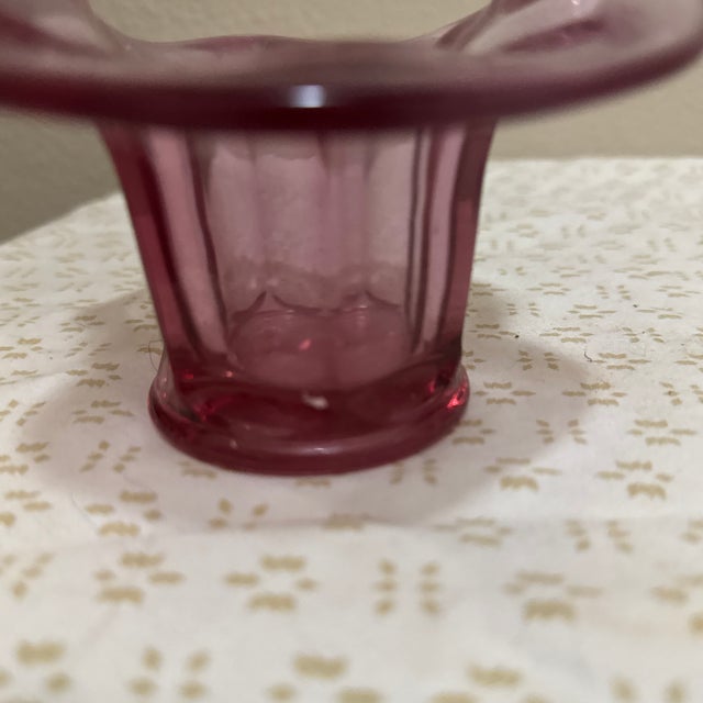 1960s Fenton Style Glass Basket in Pink For Sale In New Orleans - Image 6 of 8