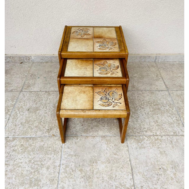 Vintage Nesting Tables in Teak and Earthenware, 1960s, Set of 3 For Sale - Image 6 of 16
