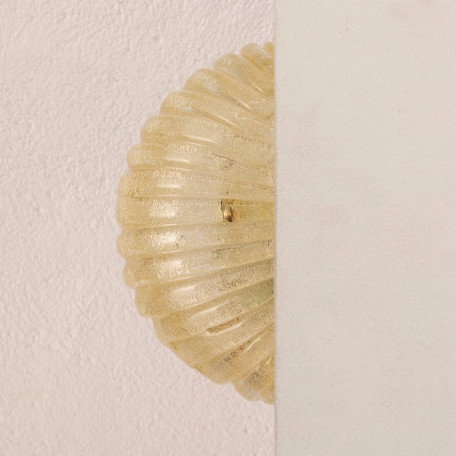 1990s Vintage Italian Wall Light in Amber Murano Glass with Brass Structure, 1990s For Sale - Image 5 of 13