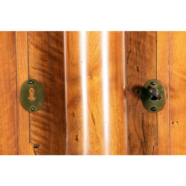 Baroque Wardrobe in Walnut, Basel, Switzerland, 1720s For Sale - Image 6 of 18