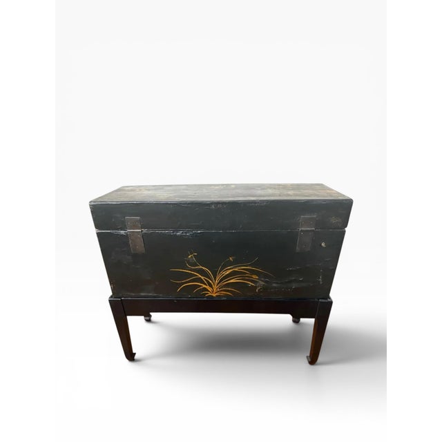 Black Early 20th Century Chinese Chinoiserie Lacquered Chest on Stand With Certificate of Antiquity For Sale - Image 8 of 14
