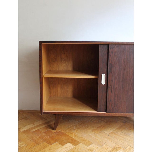 Brown Oak U-450 Sideboard by Jiří Jiroutek for Interier Praha, 1960s For Sale - Image 8 of 18
