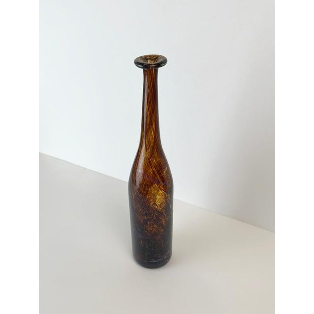 Mdina Glass Bottle Vase in Amber Tortoiseshell by Michael Harris, 1970s For Sale - Image 3 of 10