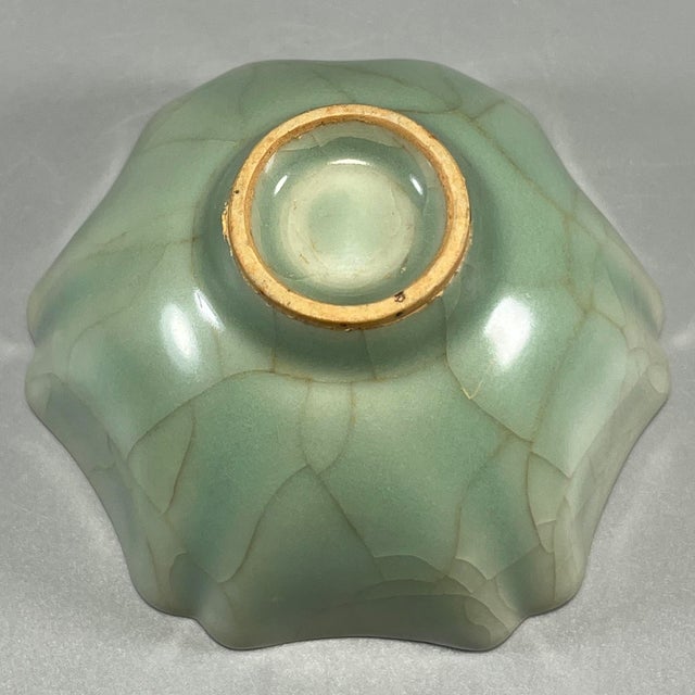 15th Century & Earlier Antique Chinese Celadon Lobed Flower‑Shaped Bowl, Collectible Antique For Sale - Image 5 of 5