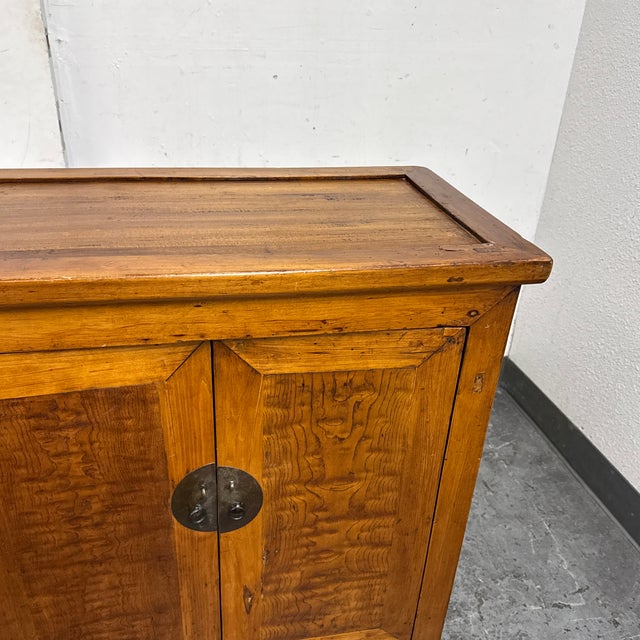 Chinese Elmwood Wedding Cabinet, 19th Century For Sale - Image 11 of 11