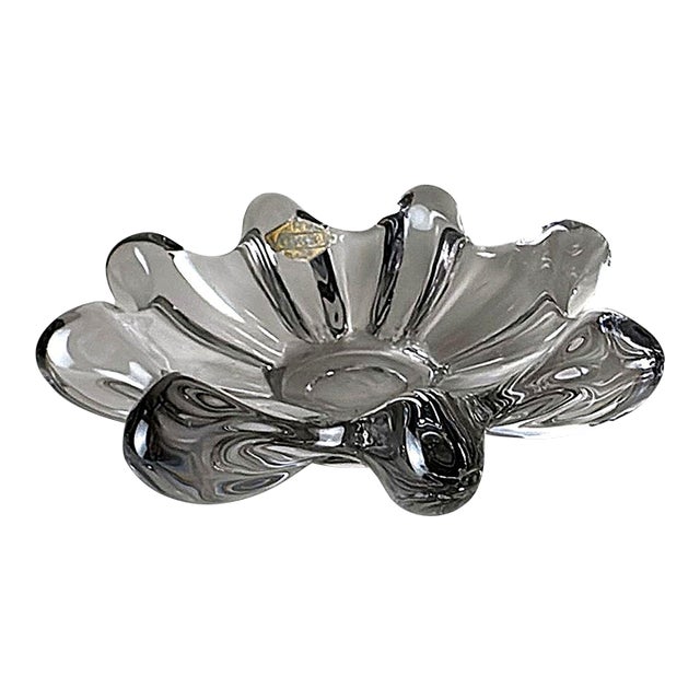 Vannes-Le-Châtel Cristalleries French Clear Crystal Centerpiece For Sale