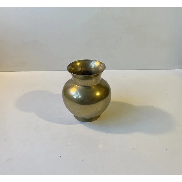 Heavy Scandinavian vase in solid bronze. Perimeter ribbings/tiers engine-turned to its top. Unknown Scandinavian...