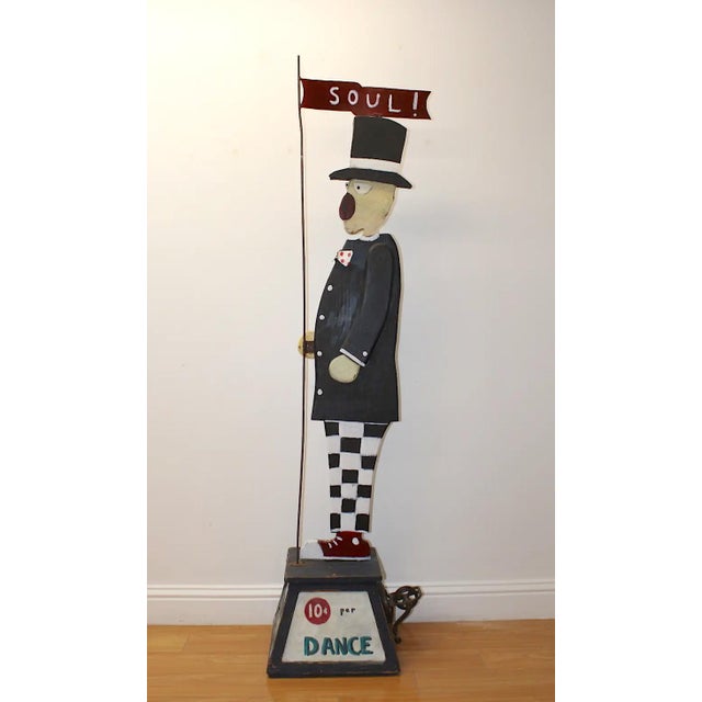 San Francisco-based folk artist Tim Weldon, fresh off a showing at Scottsdale’s annual Celebration of Fine Art, is a man...