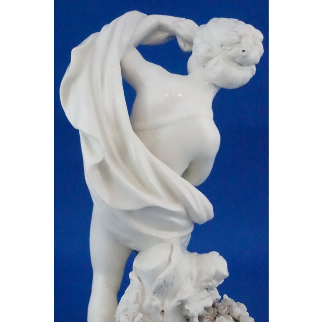 Charles-André Van Loo, Sculpture of a Nude Venus, 1700s, Porcelain For Sale - Image 17 of 18