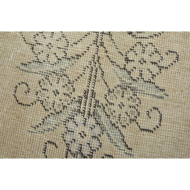 1980s Tabriz Rug 9’8” X 12’9” Beige Wool Vintage Distressed Hand-Knotted Carpet For Sale - Image 5 of 15