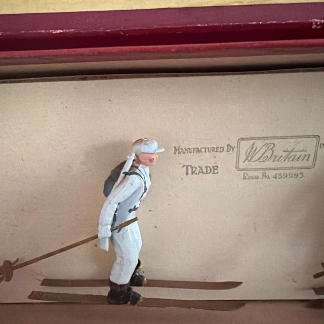 English Vintage Britains Ltd Four Skiing Toy Soldiers No. 2017 For Sale - Image 3 of 6