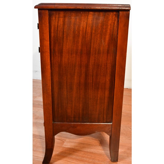 1930s English Regency Mahogany Nightstand / Bedside Table For Sale - Image 12 of 13