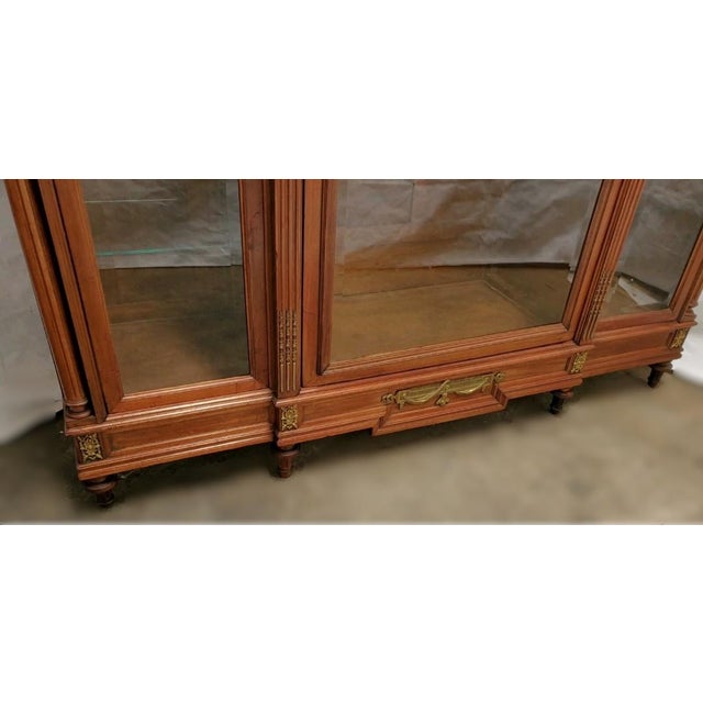 Antique French Inlaid & Ormolu Mounted Display China Cabinet Display Breakfront For Sale In Los Angeles - Image 6 of 12