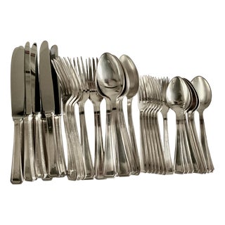 Art Deco Silver-Plated Cutlery Set with GHM Monogram from Wiskemann, Belgium, 1935, Set of 40 For Sale