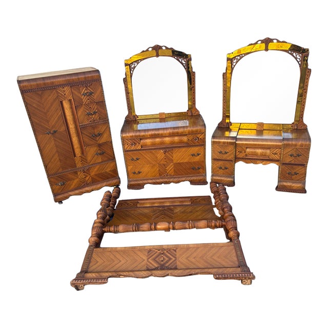 Vintage 1930s Art Deco Waterfall Bedroom Furniture Set Featuring Matching Wooden Grain Veneer Panels, Curved Edges, and Arched Mirrors For Sale