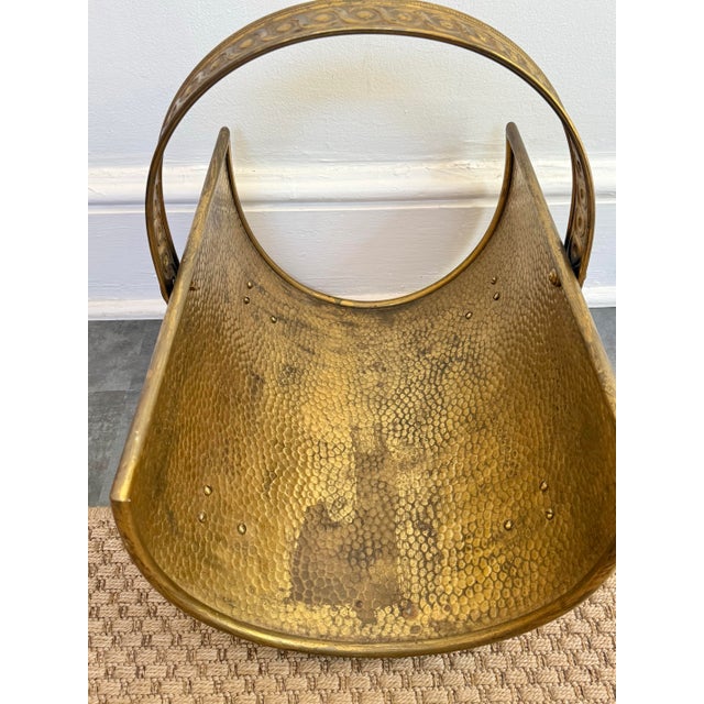 Brass English Brass Firewood Log Holder With Animal Paw Feet Regency Style For Sale - Image 8 of 11