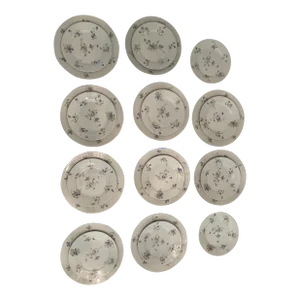 1940s Noritake Violet Dinner Plates and Salad Plates- 22 Pieces