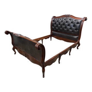 Ralph Lauren Apt No. 1 Clivedon Button Tuft Dark Brown Leather Mahogany Queen Sleigh Bed For Sale