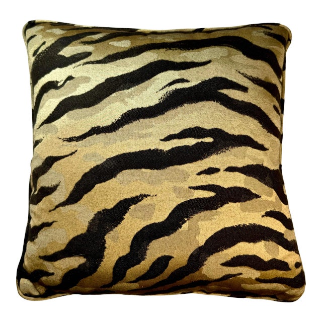 Tibert Pillow With Self Welt For Sale