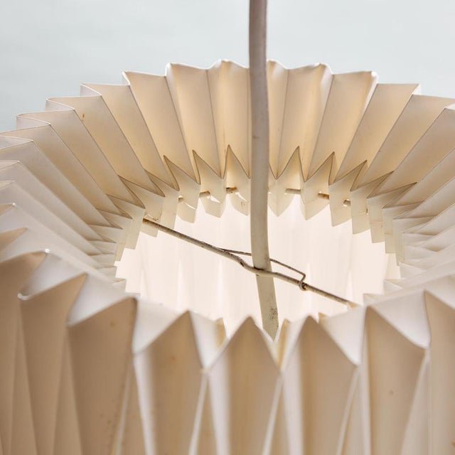 Le Klint Model 102 Pendant by Tove & Edvard Kindt-Larsen for Le Klint, 1970s For Sale - Image 4 of 10