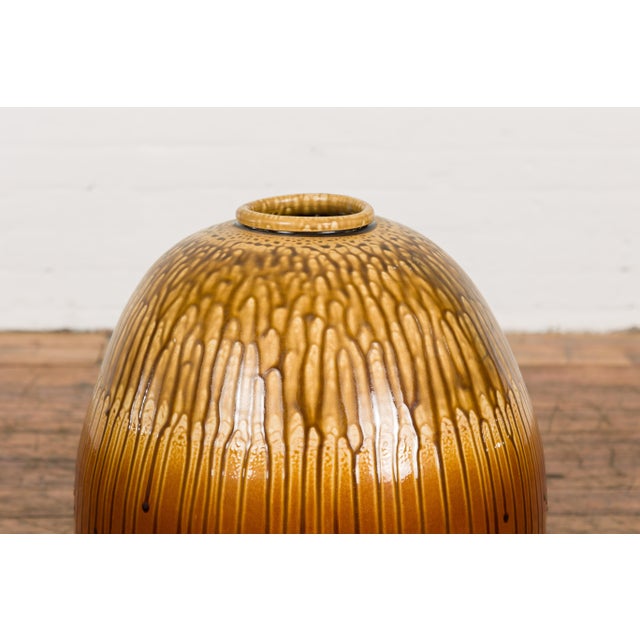 Prem Collection Artisan Handcrafted Two-Tone Vase with Dripping Décor For Sale In New York - Image 6 of 12