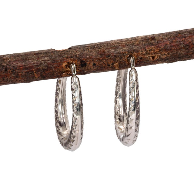 Contemporary Estate Hoop Earrings in 14k Solid White Gold | Latch Back, 23x18mm For Sale - Image 3 of 5