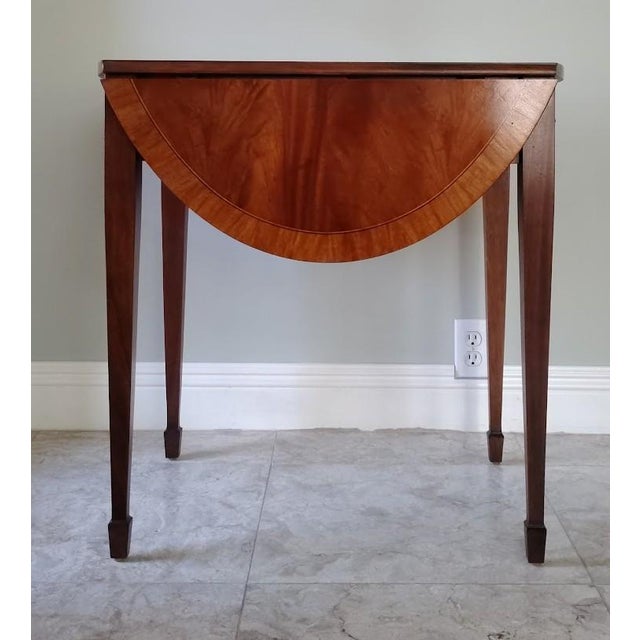 Ethan Allen Federal Style Mahogany Inlaid Pembroke Drop Leaf Table. For Sale In Los Angeles - Image 6 of 12